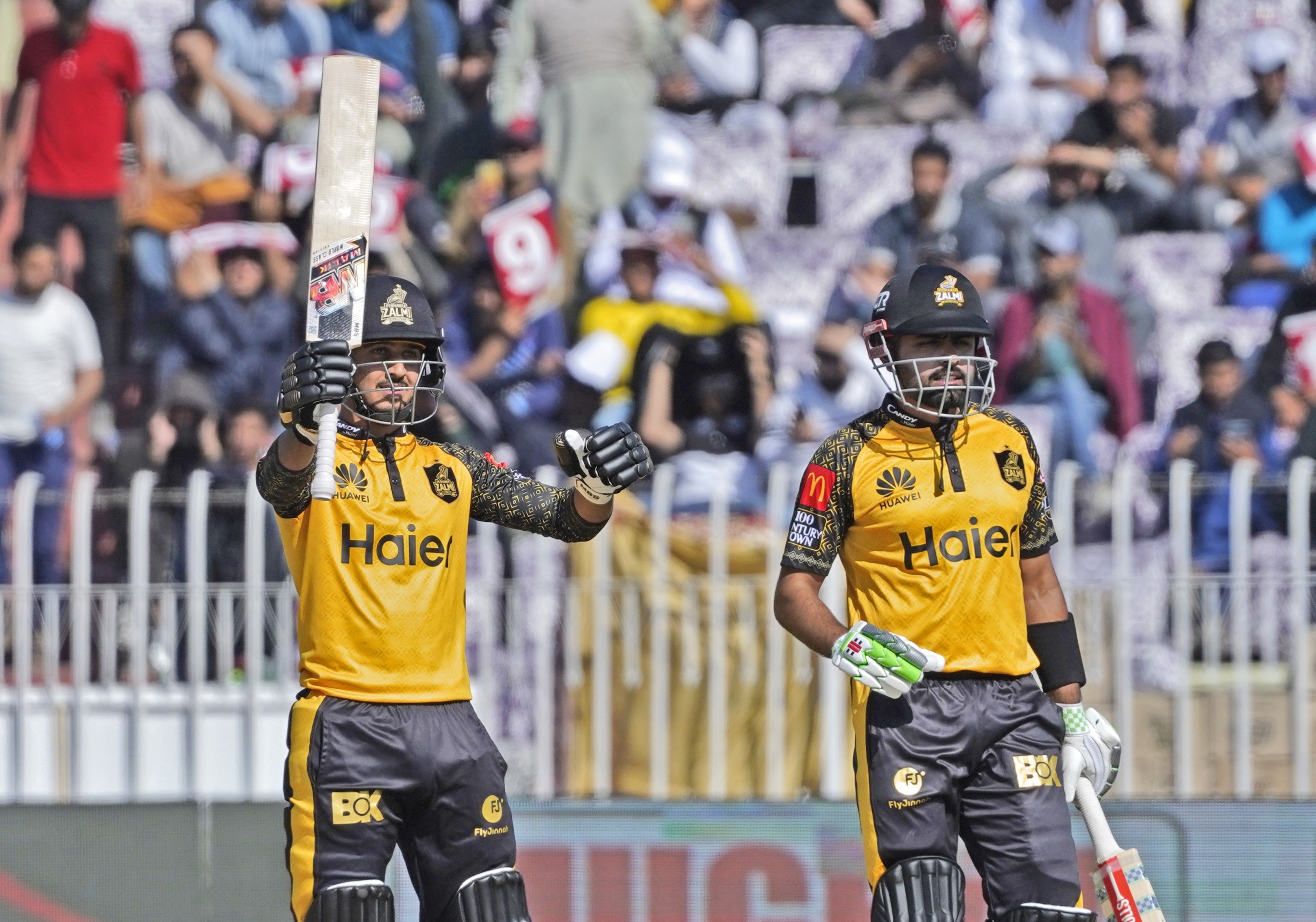 Saim Ayub stars in Peshawar Zalmi's win over Lahore Qalandars | Press 