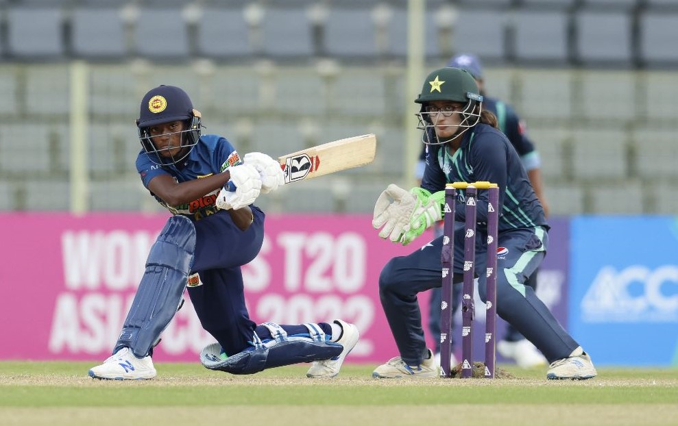 Sri Lanka beat Pakistan in a thriller to qualify for Asia Cup final