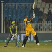 11th Match: Peshawar Zalmi vs Lahore Qalandars