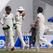 Younis Khan takes the catch of Ish Sodi on the bowling of Yasir Shah
