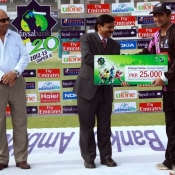 Faisalabad Wolves Khurram Shehzad receives Man of the Match award