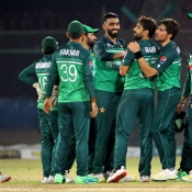 4th ODI - Pakistan vs New Zealand at National Bank Stadium, Karachi