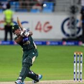 Sarfraz Ahmed hits a six