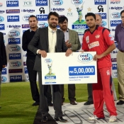 Balochistan Warriors captain receives Runners Up prize money