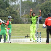 Mohammad Irfan appeals for lbw in warm-up match against Bangladesh