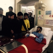 Shahid Afridi, Misbah-ul-Haq, Ahmed Shehzad, Mohammad Irfan and Ehsan Adil meet injured Army Public School Peshawar student at CMH