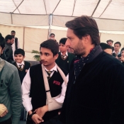 Shahid Afridi meets the injured students of Army Public School Peshawar