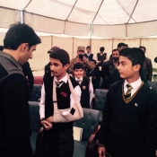 Misbah-ul-Haq meets the injured students of Army Public School Peshawar
