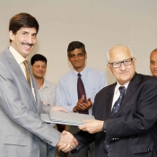 Shaharyar M. Khan Chairman PCB and Dr Sohail Naqvi Vice-Chancellor of LUMS signed an MOU