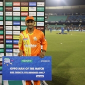 Lahore Lions captain Mohammad Hafeez receives Man of the match award against Southern Express