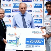 Sialkot Stallions Mukhtar Ahmed receives Man of Match award in Bank Albaraka Presents Haier T20 Cup match against Quetta Bears