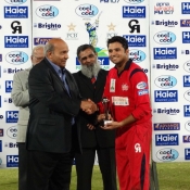 Azhar Ali receives Man of the match award